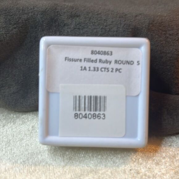 Niassa Tound Rubies set of two 1.33 ctw - Picture 7 of 8